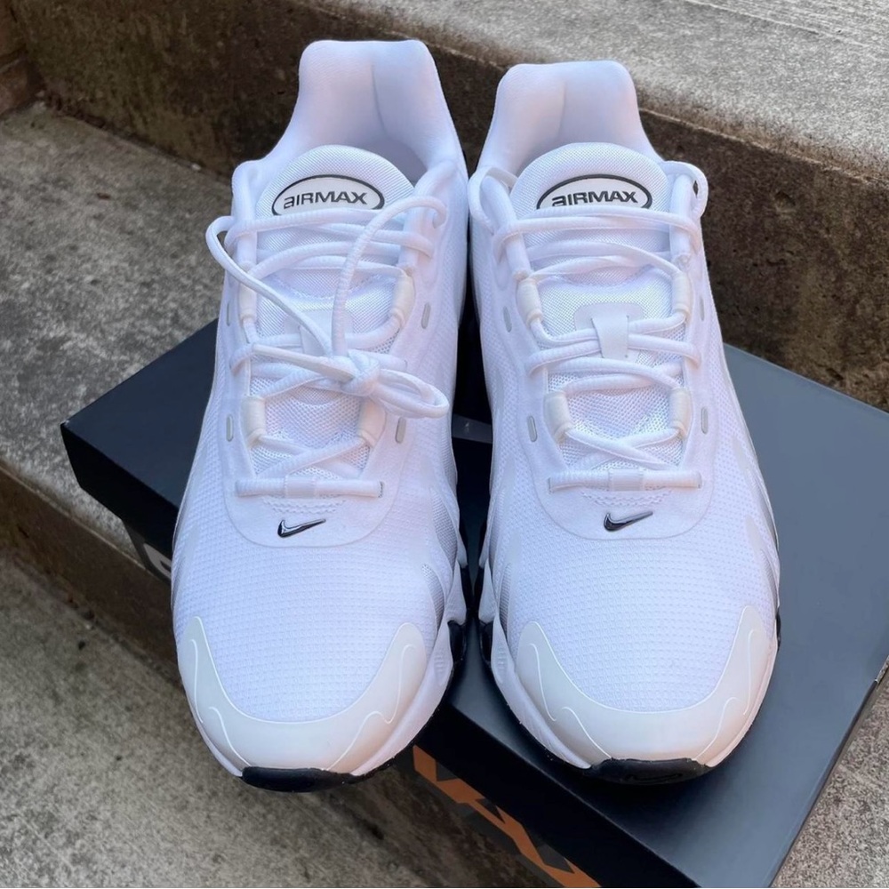 Nike Air Max DN8 White Black Men’s Shoes Size US 9.5 EUR 43 (27.5 CM) Authentic - Picture 4 of 9